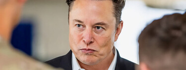 La madre de Elon Musk cree que su hijo es un genio. No sabe que su vicio preferido está destruyendo sus capacidades cognitivas