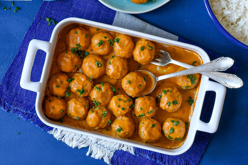 Albóndigas al caldo tinto con Thermomix, prescripción de cocina sencillo y deliciosa